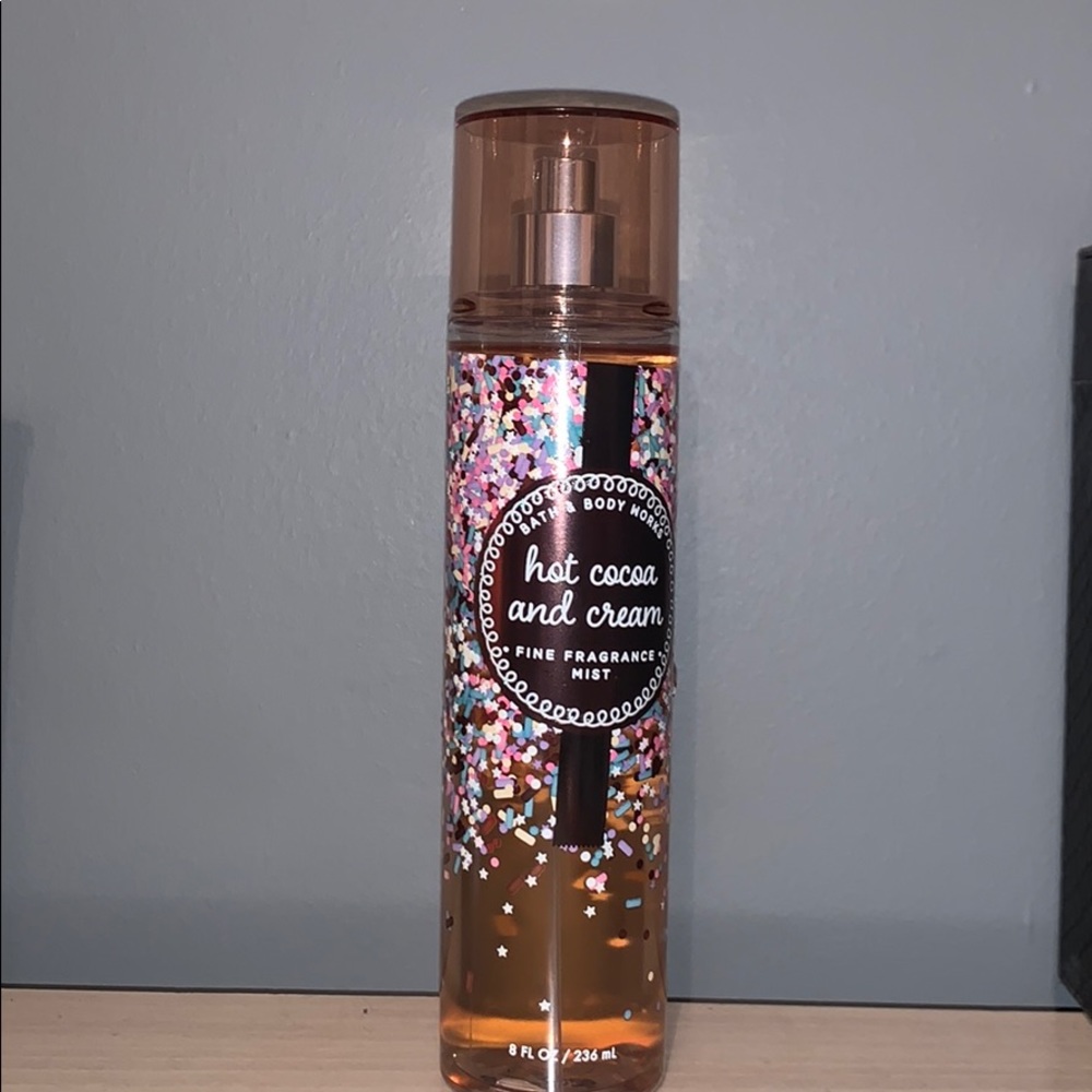 Bath and Body Works Hot Cocoa and Cream Body Spray
